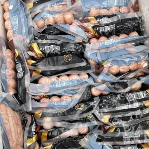 lạp xưởng cô gái tím